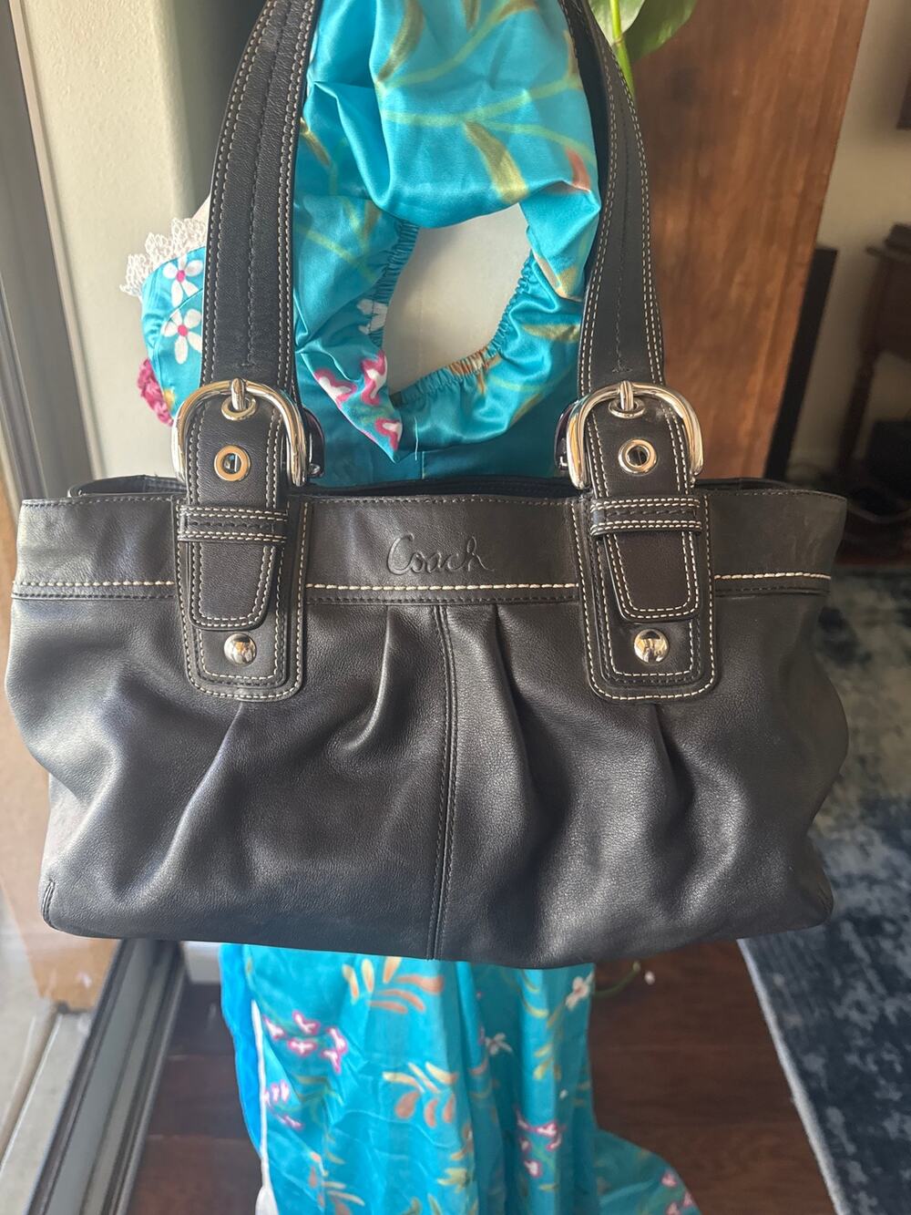 Vintage black leather Coach bag  13732